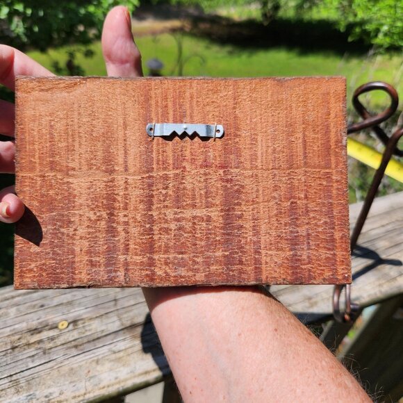 Vintage Farmhouse Hand-Painted Wooden Plaque With Basket Of Eggs Signed By "Libb - Picture 6 of 7